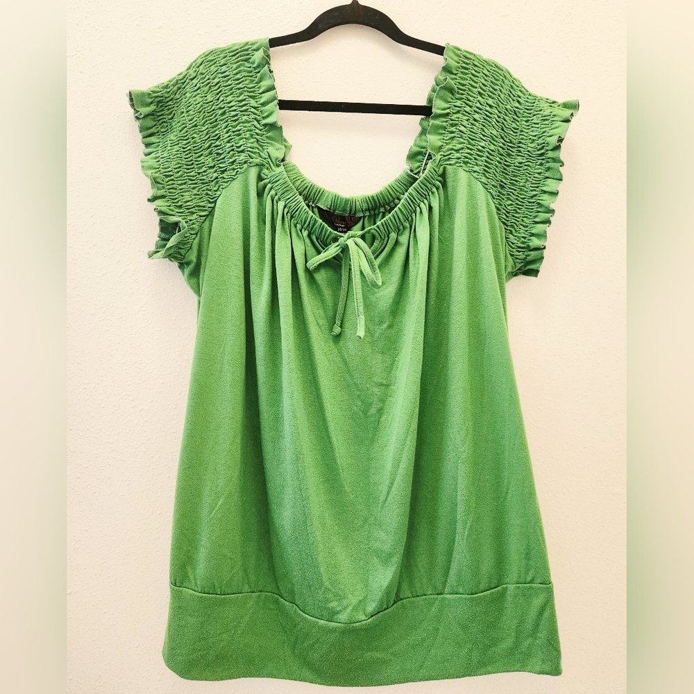Vintage Y2K Vibrant Green Smocked Peasant Blouse 26/28